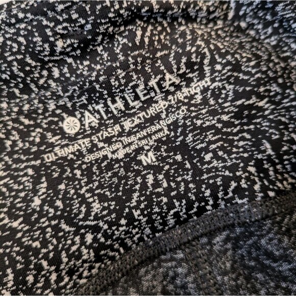 Athleta Ultimate Stash Textured 7/8 Tight Leggings Black White Pockets M Medium - Picture 3 of 7